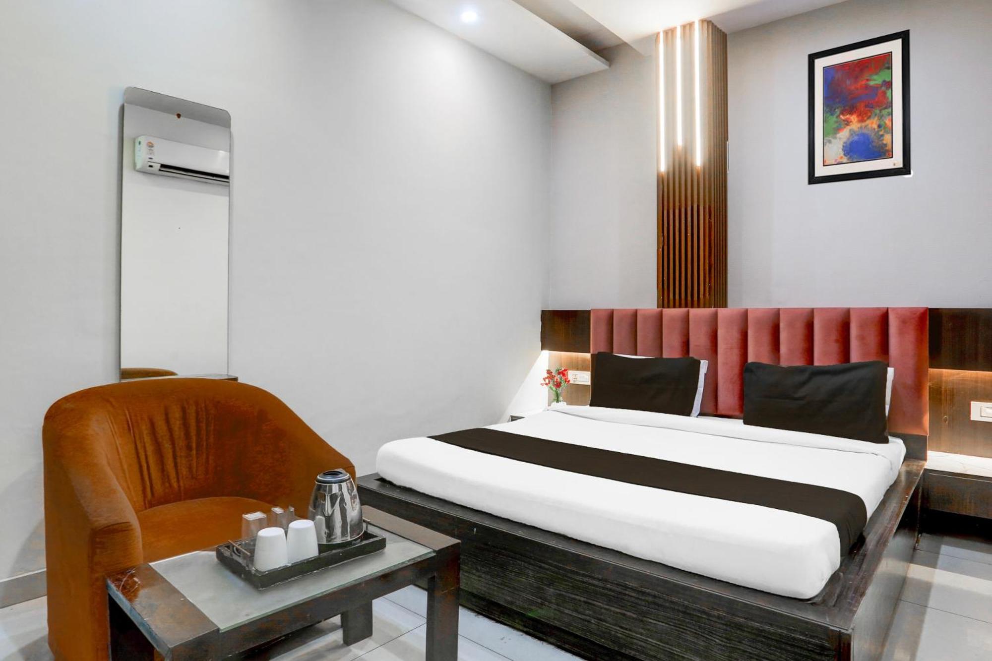 Super Collection O Railway Station Road Near Clock Tower Hotel Ludhiana Luaran gambar