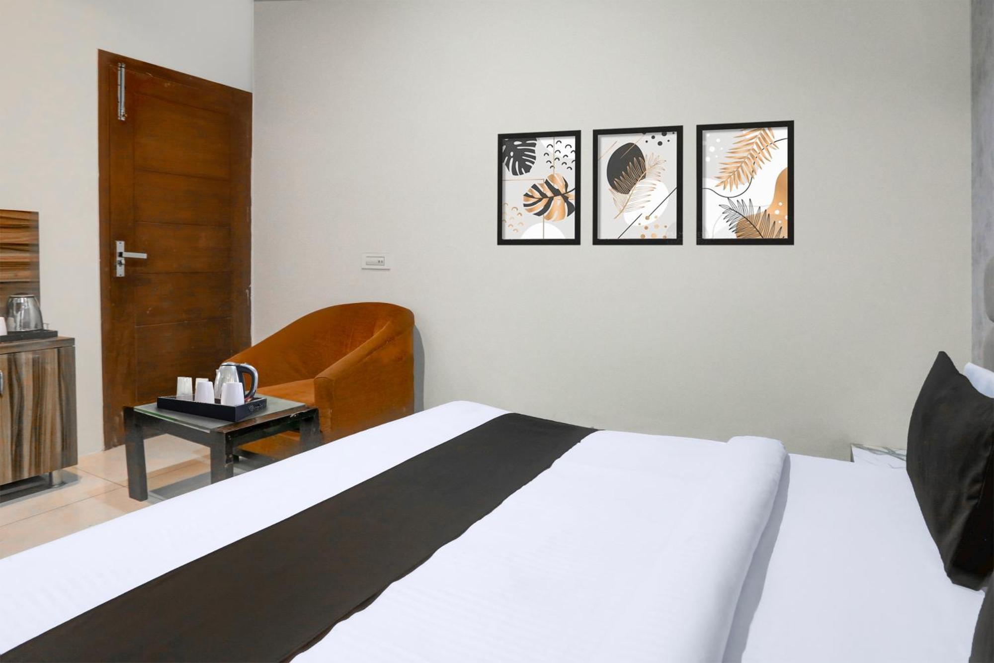 Super Collection O Railway Station Road Near Clock Tower Hotel Ludhiana Luaran gambar