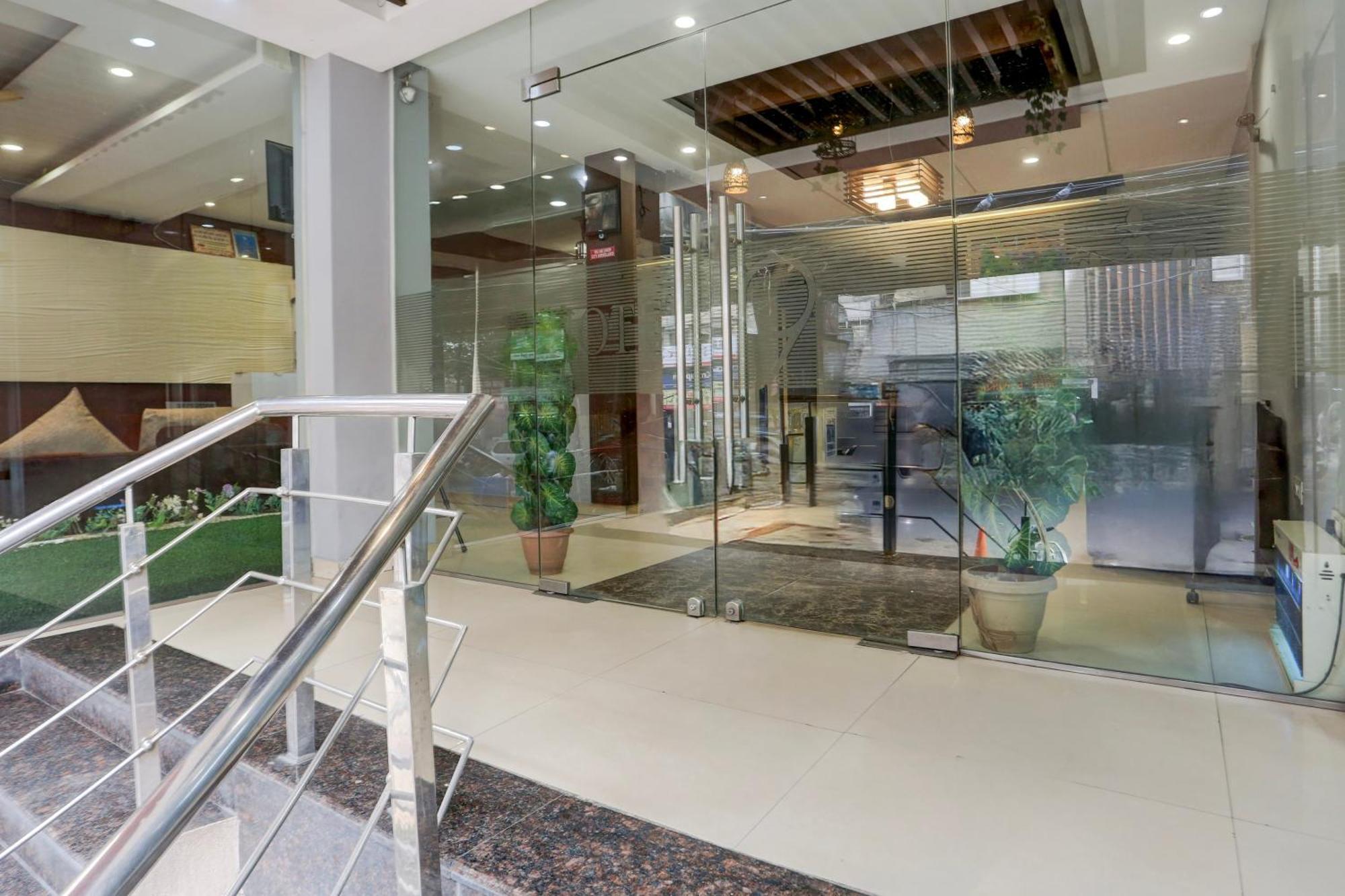 Super Collection O Railway Station Road Near Clock Tower Hotel Ludhiana Luaran gambar